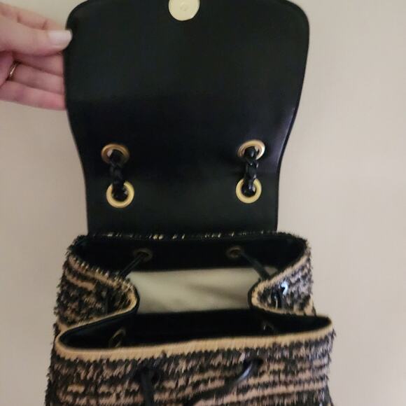 Guess Kimi Logo Convertible Backpack Shoulder Bag Purse Black - Picture 4 of 9